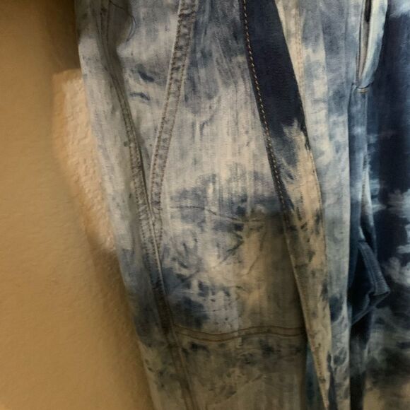 Gabrielle Union NY&Co Tie-Dye Denim Jumpsuit Chambray & Navy Blue Size Large - Picture 12 of 14
